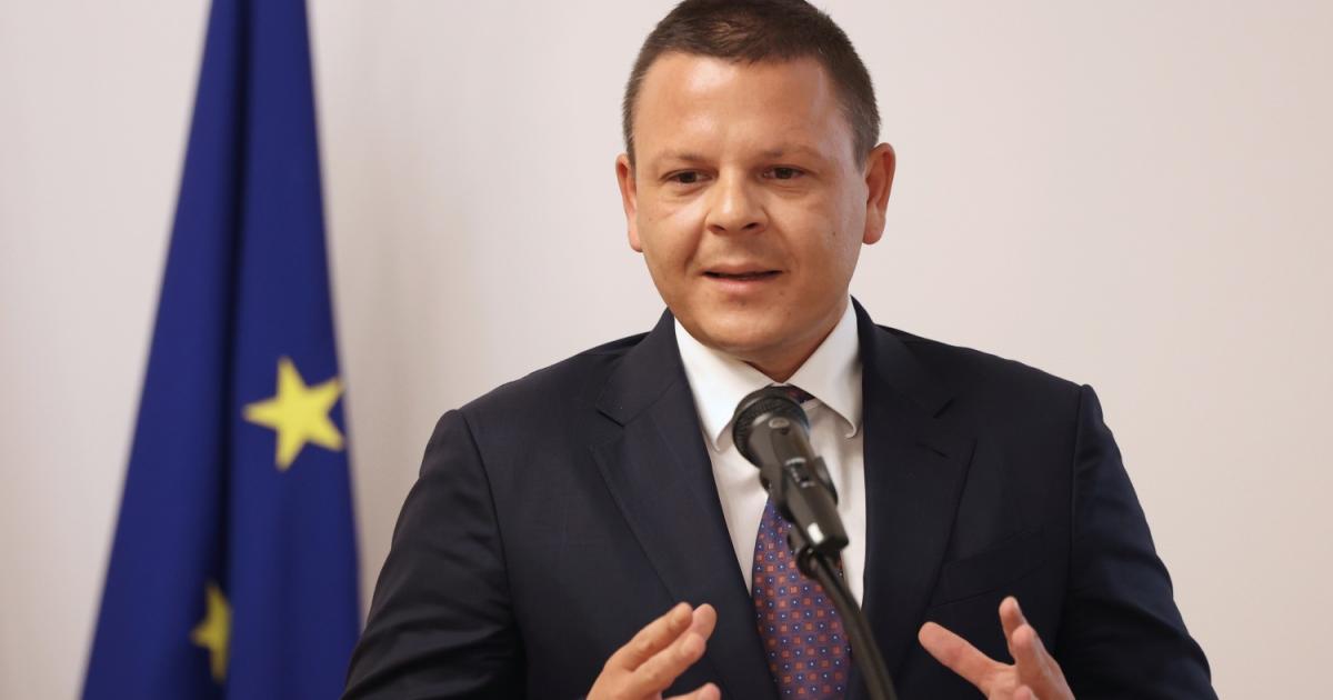 Ако концесионерът на летище София не започне да работи както