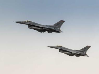 Депутатите се обединиха за купуването на още осем самолета F-16