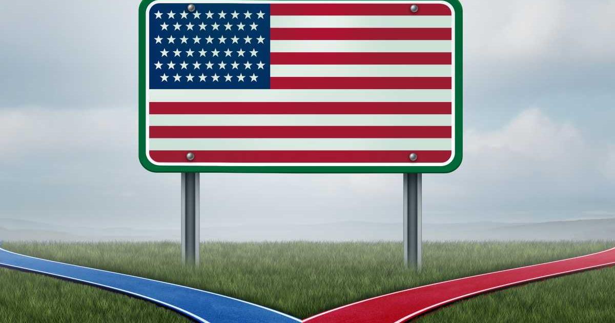 Остават няколко решаващи последни часове преди междинните избори в САЩ.