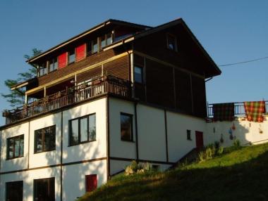 АдиАрт и изкуството на гостоприемството