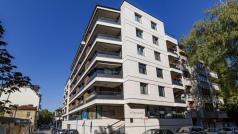 Чуждите инвеститори вече не търсят само ниски заплати в БългарияЩекотливата