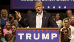 Доналд Тръмп който се усъмни в почтеността на вота след