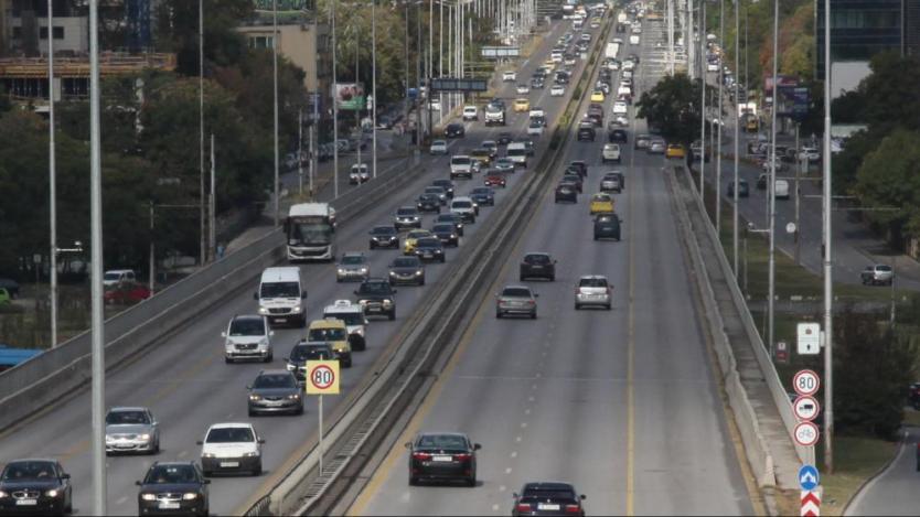 Октомври носи ръст от 32% в продажбите на коли в България