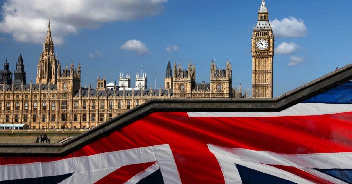 Правителството на Обединеното кралство представи в четвъртък мащабен фискален план