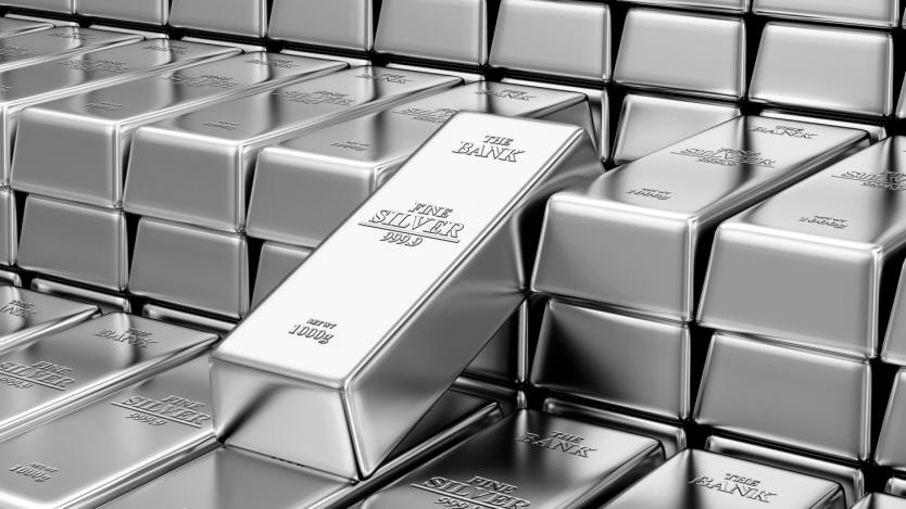 На пазара на сребро има невиждан от десетилетия дефицит