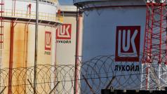 Лукойл затваря рафинерията в Бургас при забрана за износРафинерията на