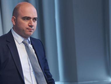 Министърът на туризма покани Илон Мъск в България