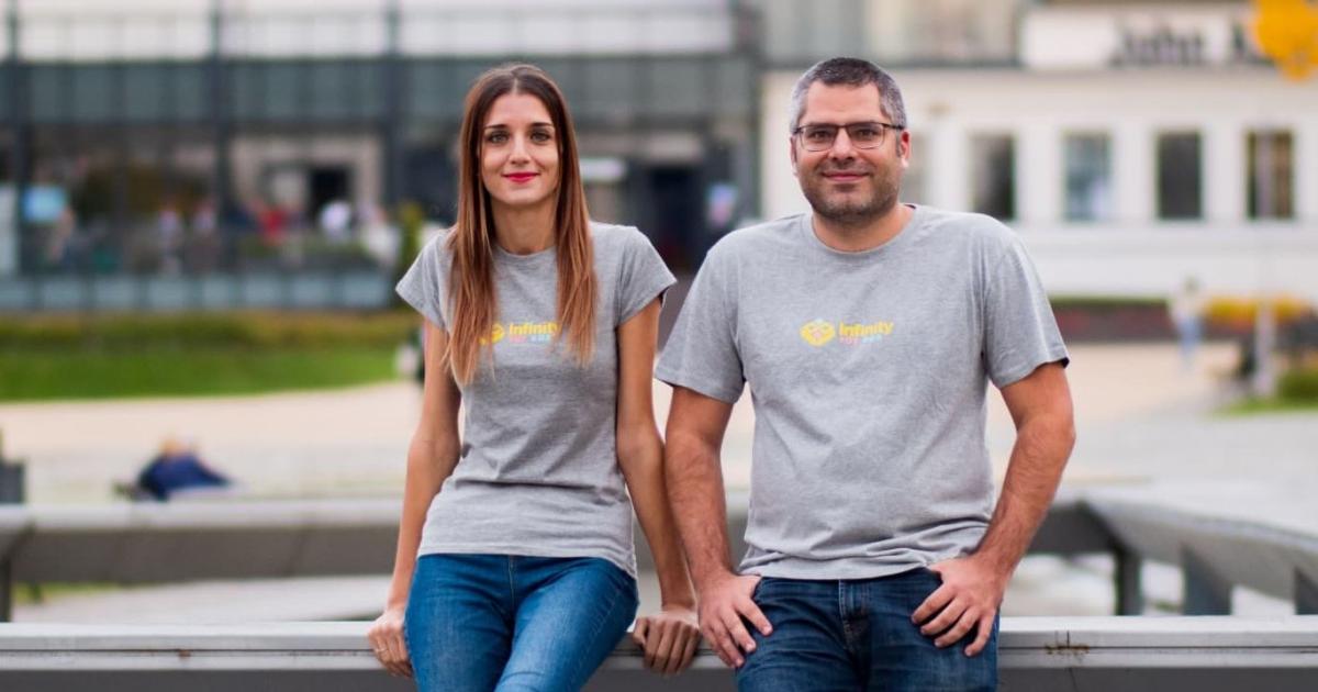 Десетки ненужни играчки, които седят в кашони или просто биват