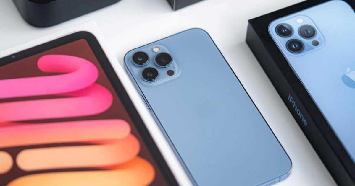 Прогнозите за производството на iPhone във фабриката на Foxconn в