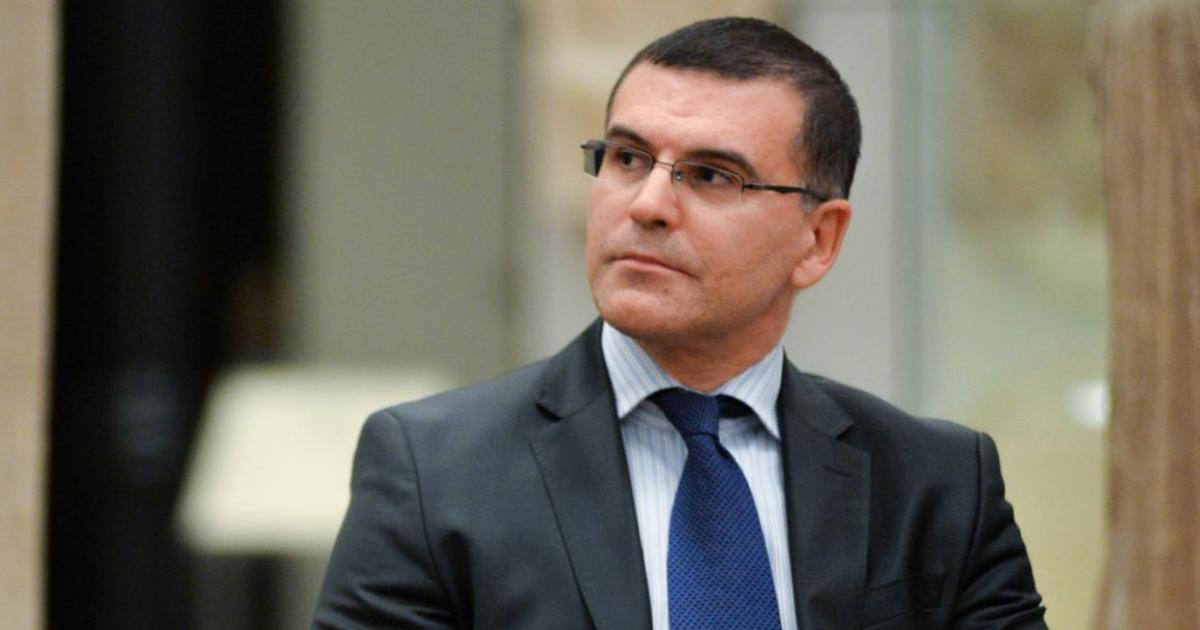 Като много трудно и плод на твърде голям, невъзможен компромис“