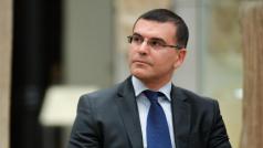 Като много трудно и плод на твърде голям невъзможен компромис