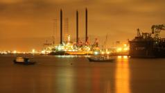 Таванът на цените на руския морски петрол е в сила