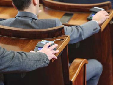 Депутатите оставиха тежките регулации върху малките фотоволтаици