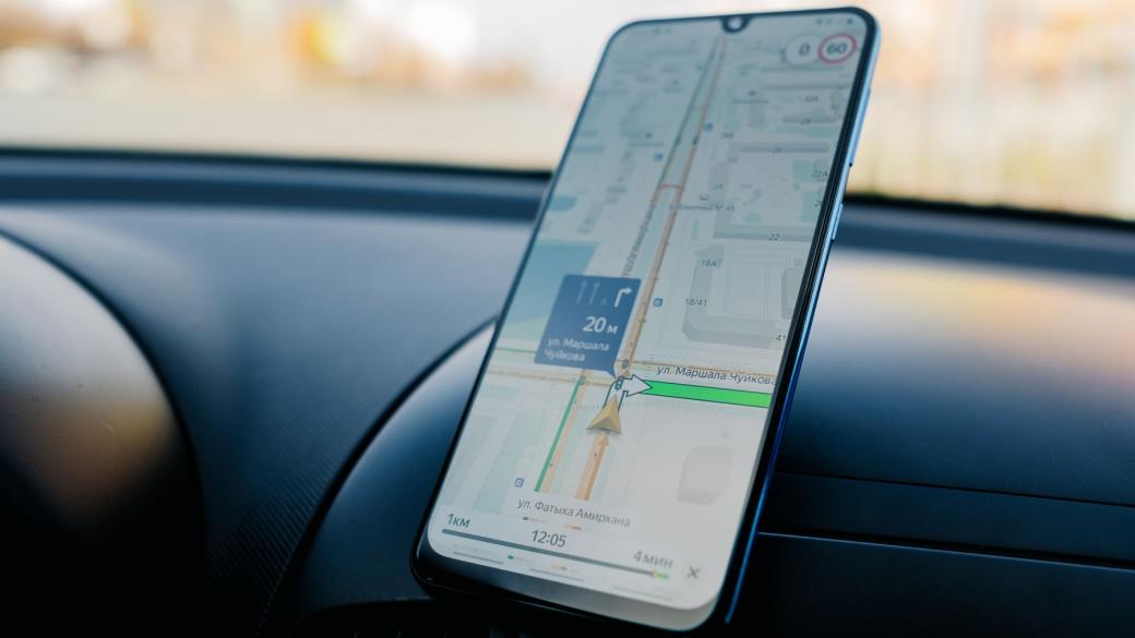 Google слива екипите на Maps и Waze