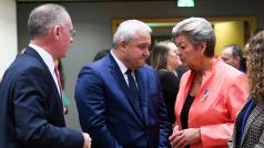 Съветът ЕС остави България и Румъния извън ШенгенСъветът на Европейския