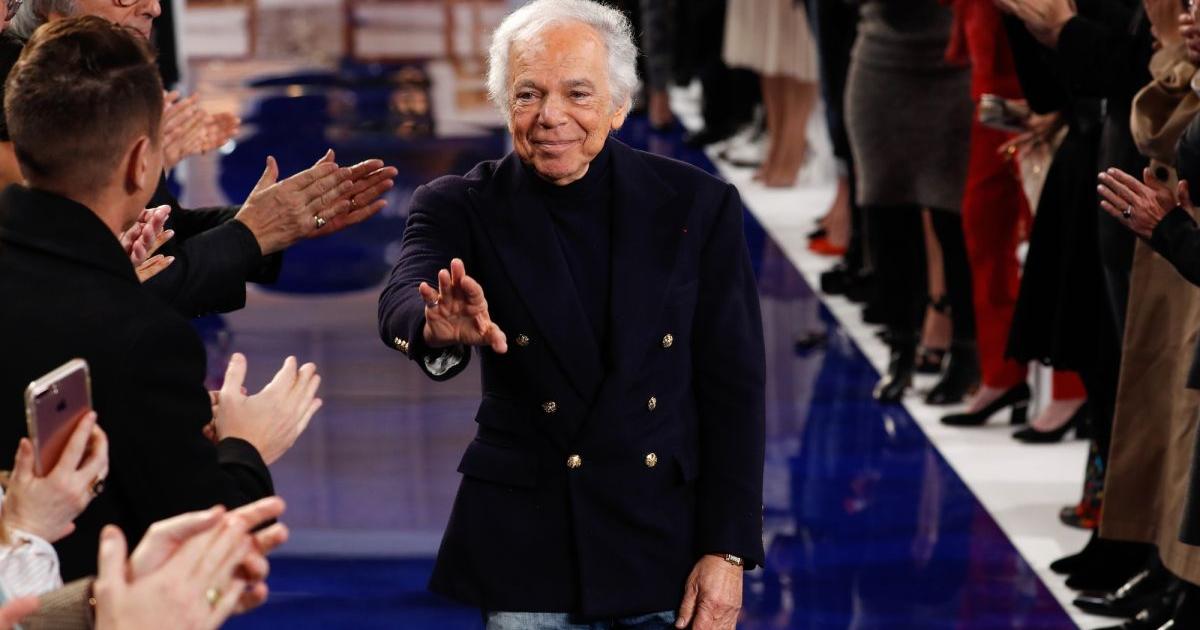 На 14 октомври 1939 г. се ражда Ралф Лорън –