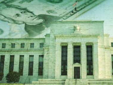 „Игра с огъня“: Фед е на прага на ново повишение на лихвите