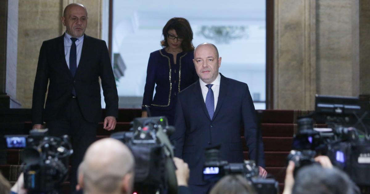 ГЕРБ представи проектокабинета сиКандидатът за премиер на ГЕРБ-СДС проф. Николай