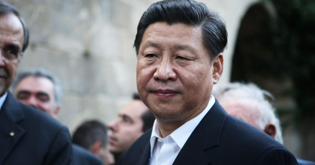 Президентът на Китай Си Дзинпин настоява да купува петрол с