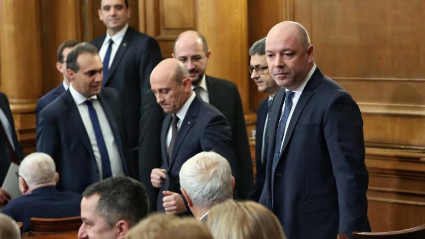 Парламентът отхвърли проектокабинета „Габровски“