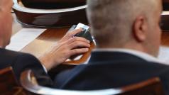 Народните представители от 48 ия парламент са напът тотално да ограничат