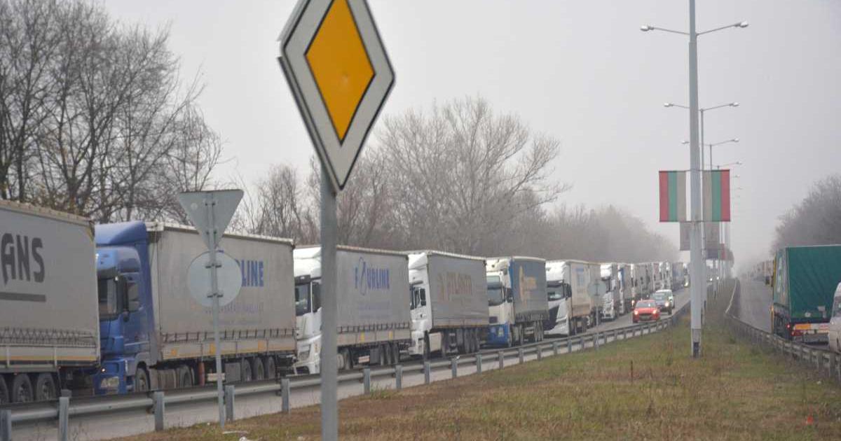 Държавата предприема спешни мерки, за да реши проблема със засиления