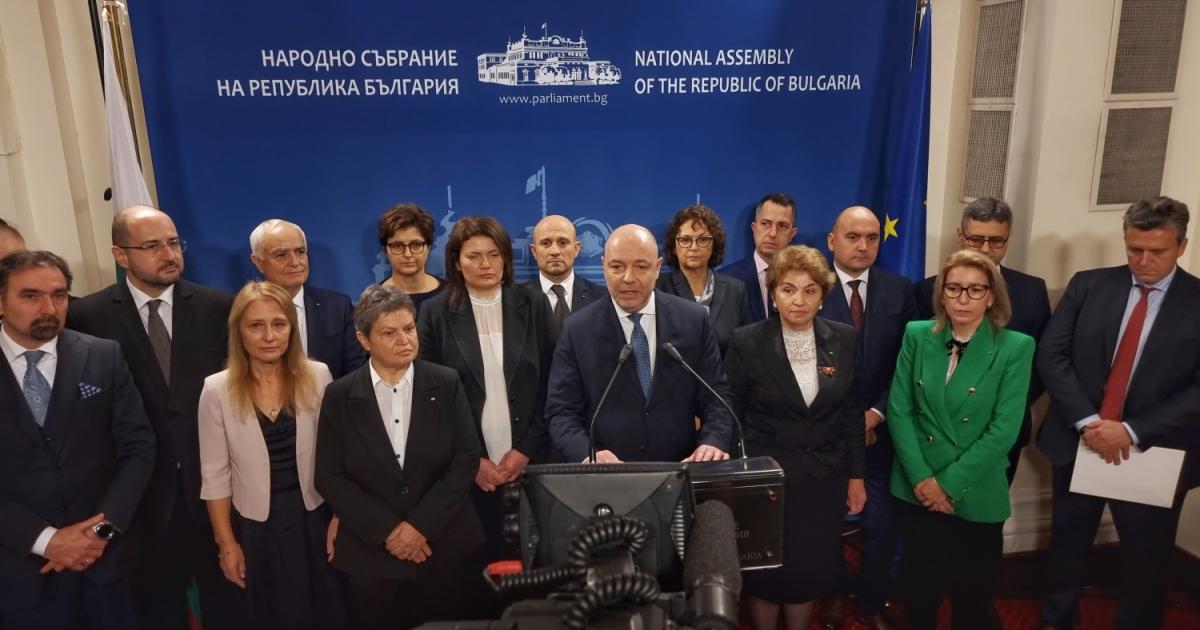 ГЕРБ представи проектокабинета сиКандидатът за премиер на ГЕРБ-СДС проф. Николай