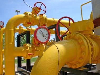 Кремъл заклейми ценовия таван на газа и обеща отговор