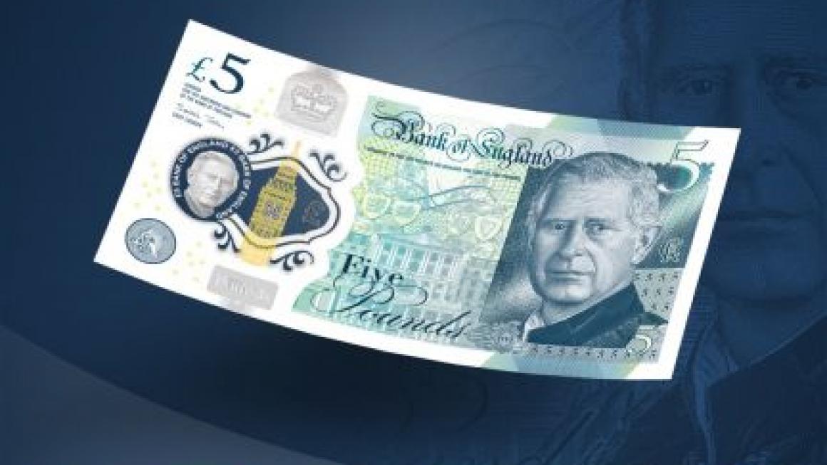 Галерия :: Снимка 4 :: Банката на Англия показа първите банкноти с лика на Чарлз III}