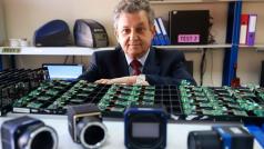 Български камери летят до Луната български камери ще има и