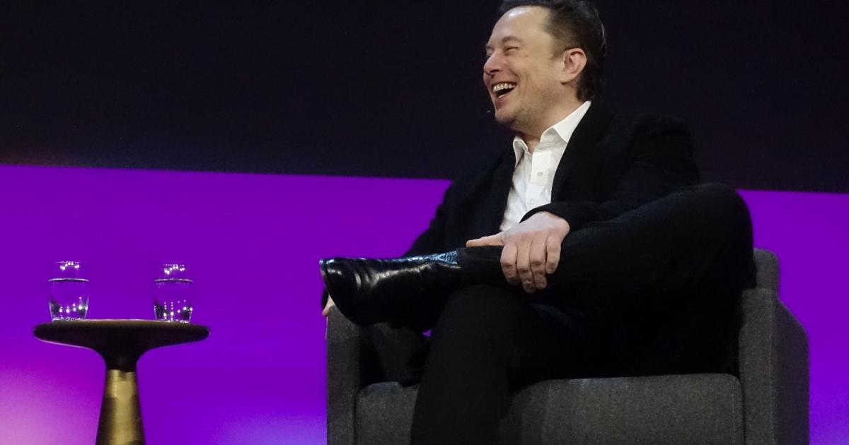 Милиардерът Илон Мъск обяви, че ще се оттегли от поста