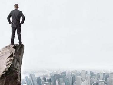 От 6 до 16 хиляди: Какви заплати получават топ мениджърите в България