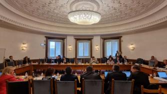 Контролът върху професионалните домоуправители се затяга