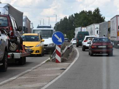 По-евтини винетки и по-високи тол такси влизат в сила от 1 януари