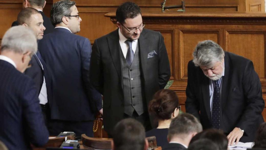 Вечерни новини: Депутатите удължиха бюджета; Русия спира петрола за Европа