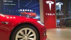 Tesla спря производството в своя завод в Шанхай който е