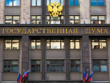 Кремъл готви по-високи данъци за напусналите страната руснаци