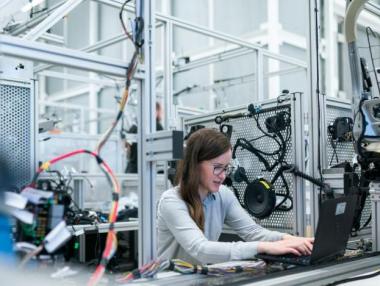 Държавата отваря за бизнеса новата европрограма за конкурентоспособност