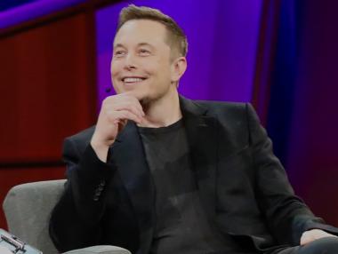 Twitter вече не е в „скоростната лента към фалита“