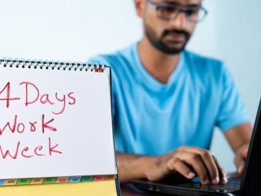 Плюсове и минуси на 4-дневната работна седмица в България