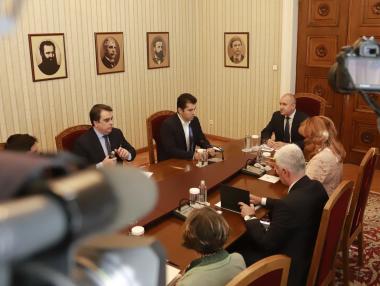 Президентът връчва мандата на ПП в първия работен ден на 2023 г.