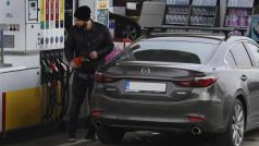 Утре 31 декември е последният ден в който бензиностанциите ще