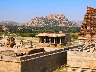 „Пеещите камъни“: Енигмата на Индия