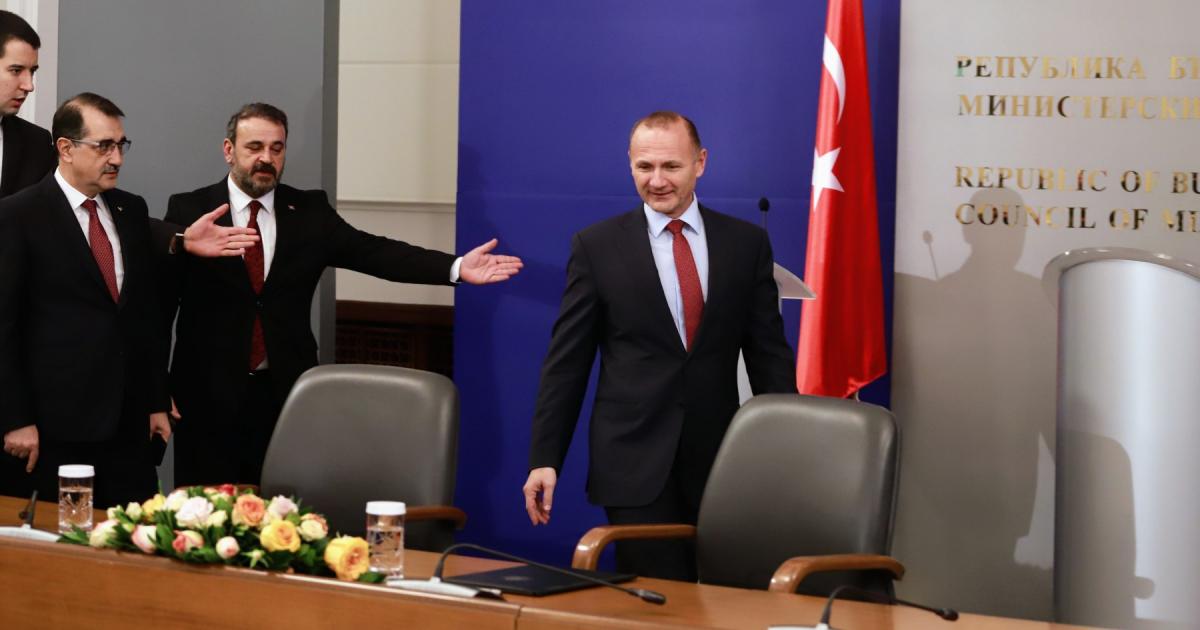 България получи достъп до терминалите за втечнен газ в ТурцияБългария