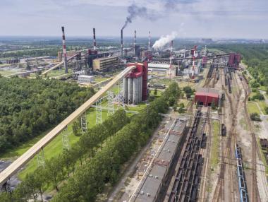 Ключови индустрии в Полша започват да забавят плащанията си