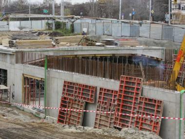 „Метрополитен“ подписа договорите за разширяване на метрото до „Слатина“