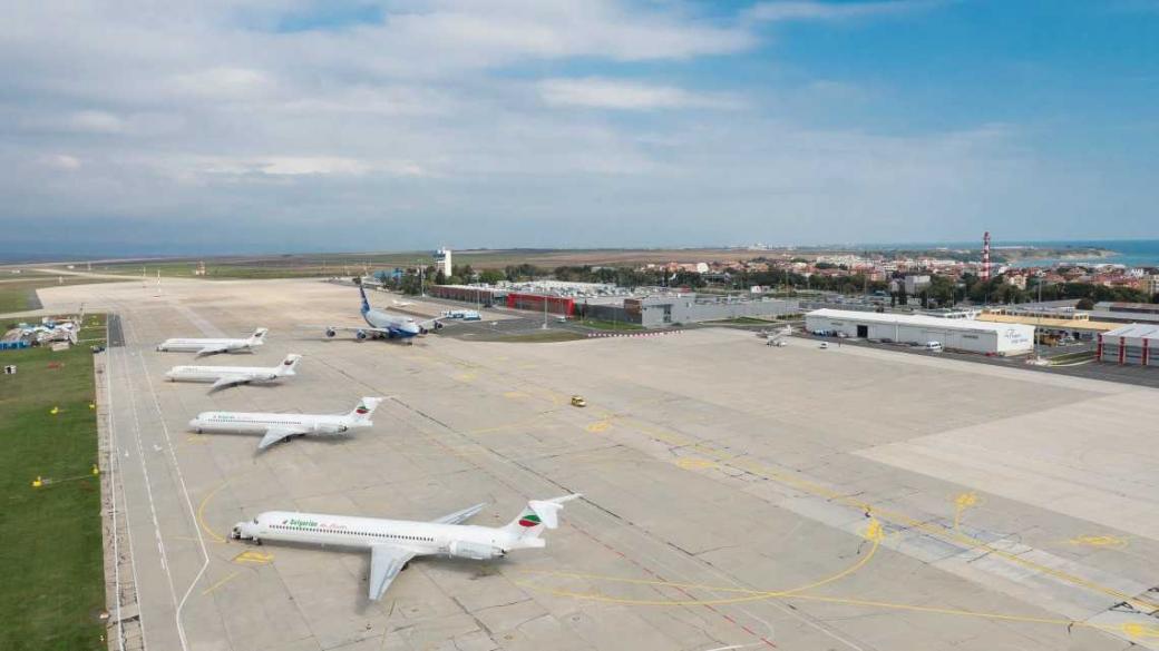 „Фрапорт“ изгражда фотоволтаични централи на двете морски летища
