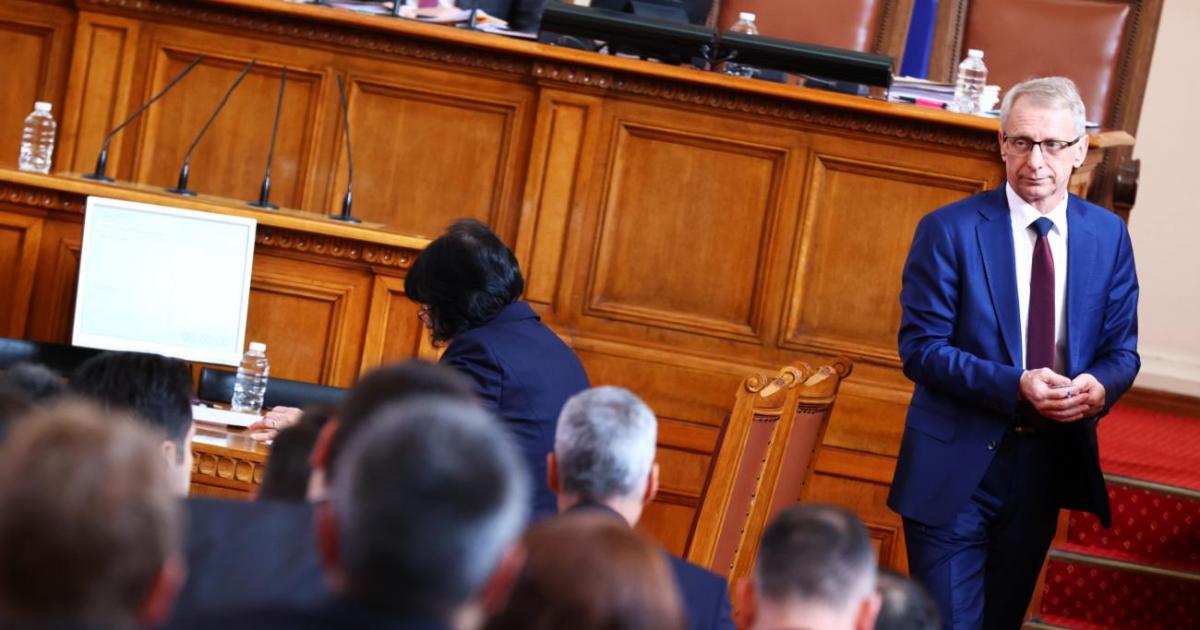 Опитът за кабинет на Продължаваме промяната“ се провали за броени