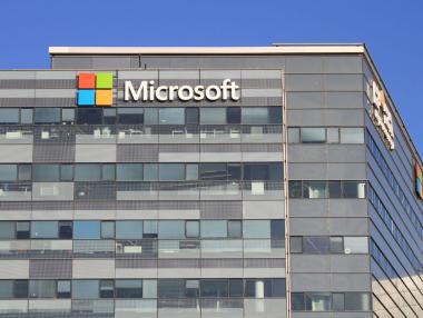 Microsoft ще инвестира 10 млрд. долара в ChatGPT