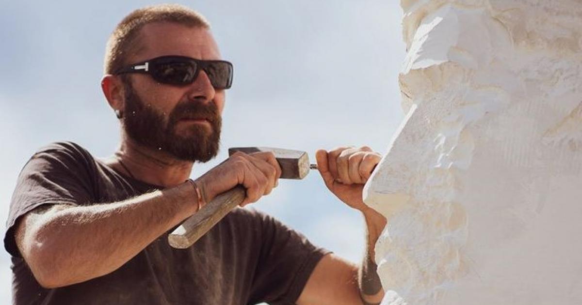 Миналото е чужда държава, в която нещата се правят по